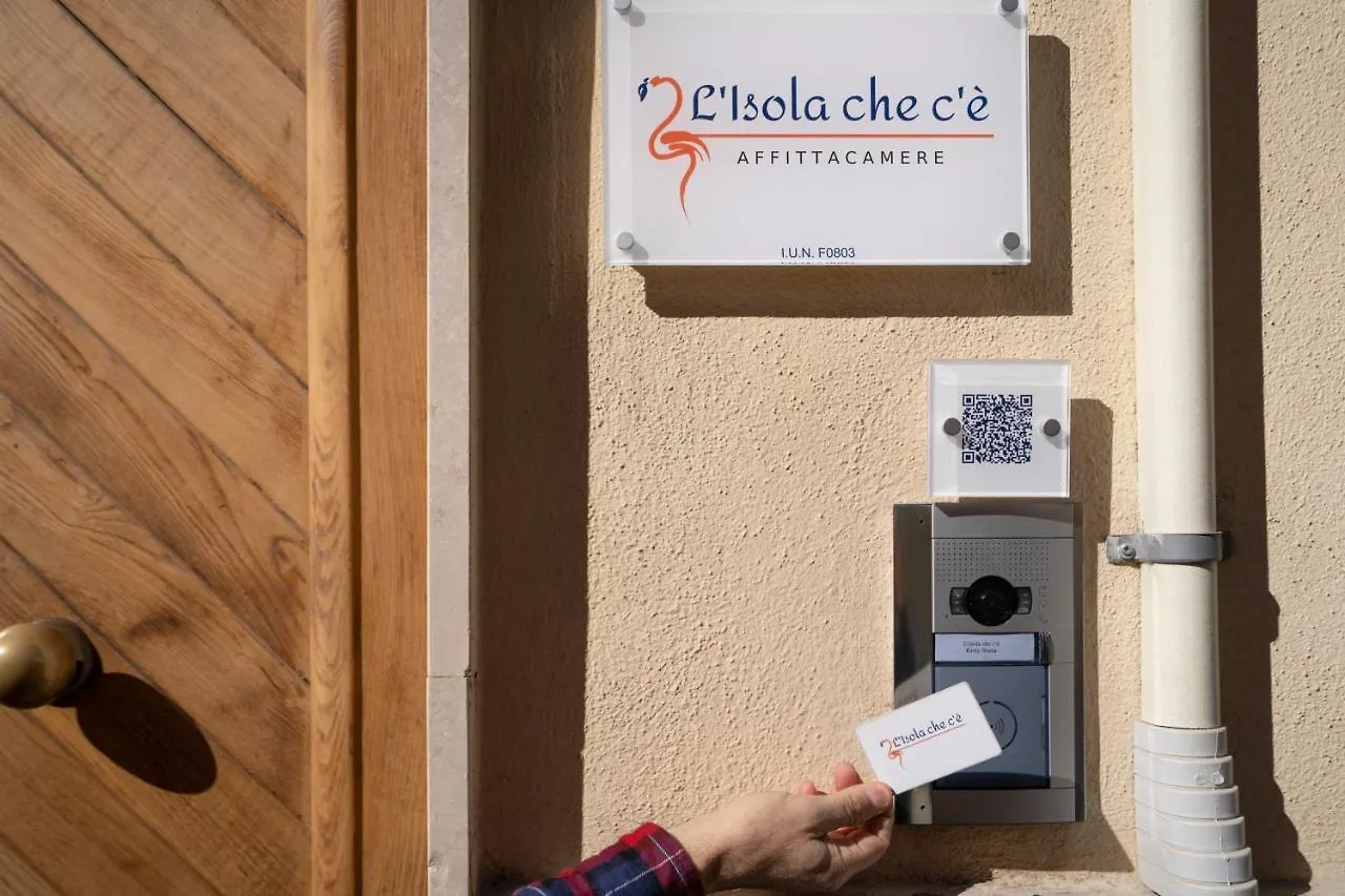 卡利亚里 L'Isola Che C'E酒店