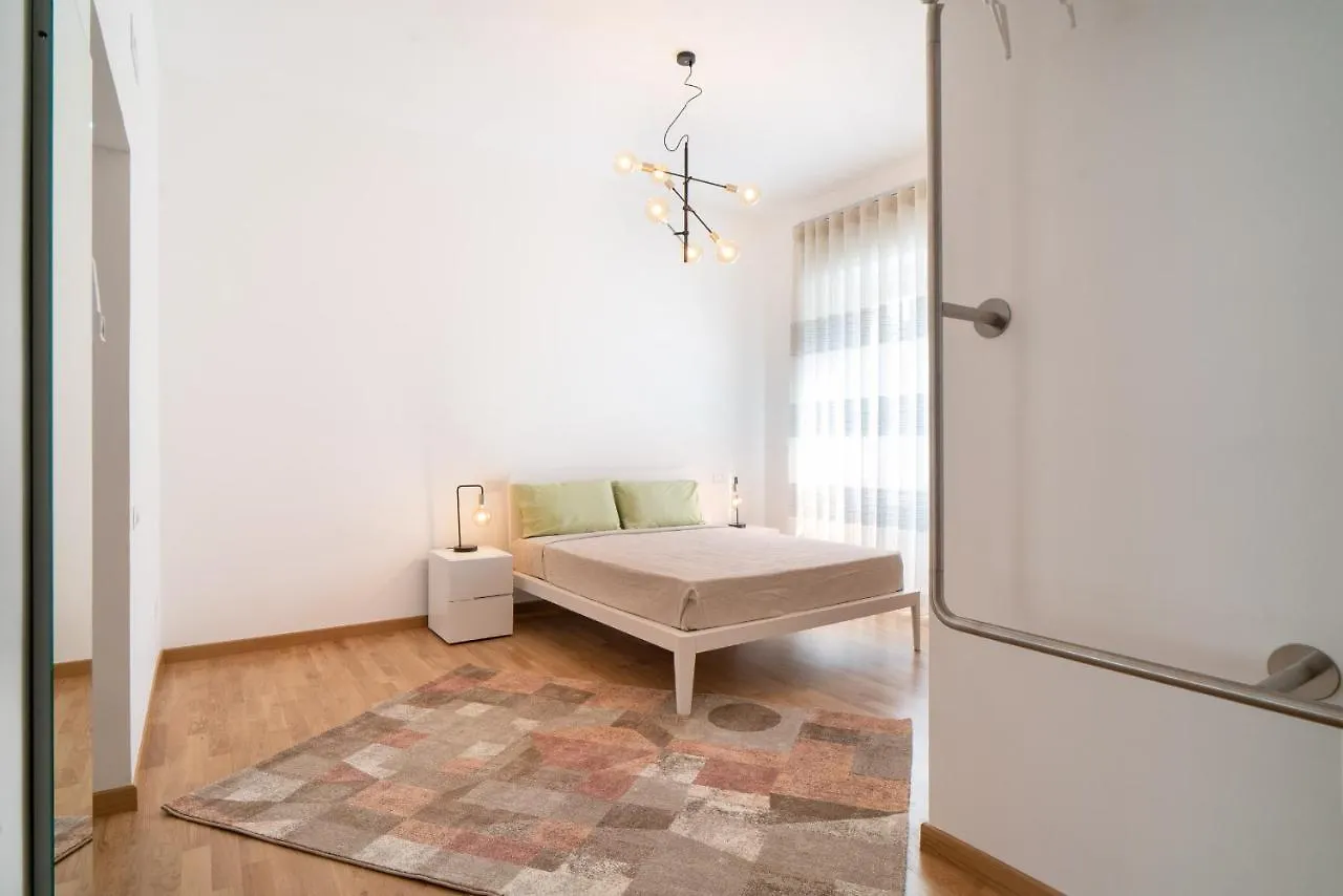 Guest house L'Isola Che C'E Hotel Cagliari Italy